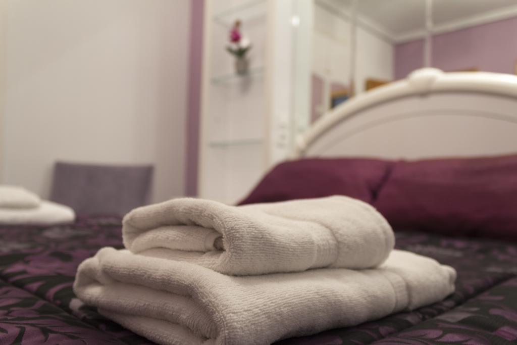 Hostal Dulcinea Esquivias Esterno foto